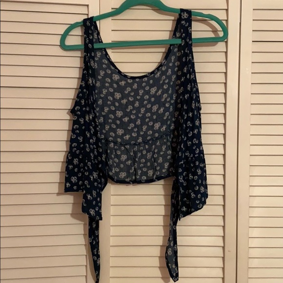 cute pacsun crop tie top medium - Picture 2 of 2